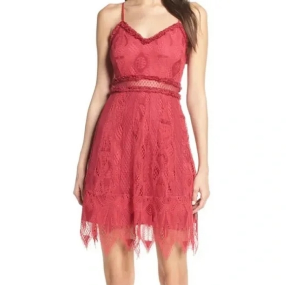 Foxiedox NWT Gloria Lace Red Lace Cocktail Dress - Picture 1 of 11